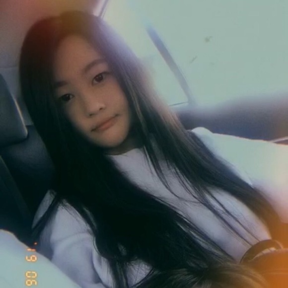 Meet your Posher, Cindy - Picture 1 of 1